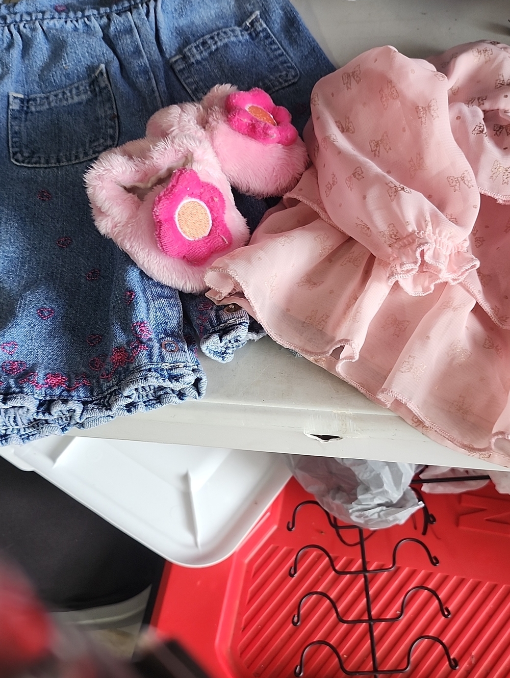 Plush Pink Flower Slippers for Kids Blouse Overalls 0 To 3 Mo